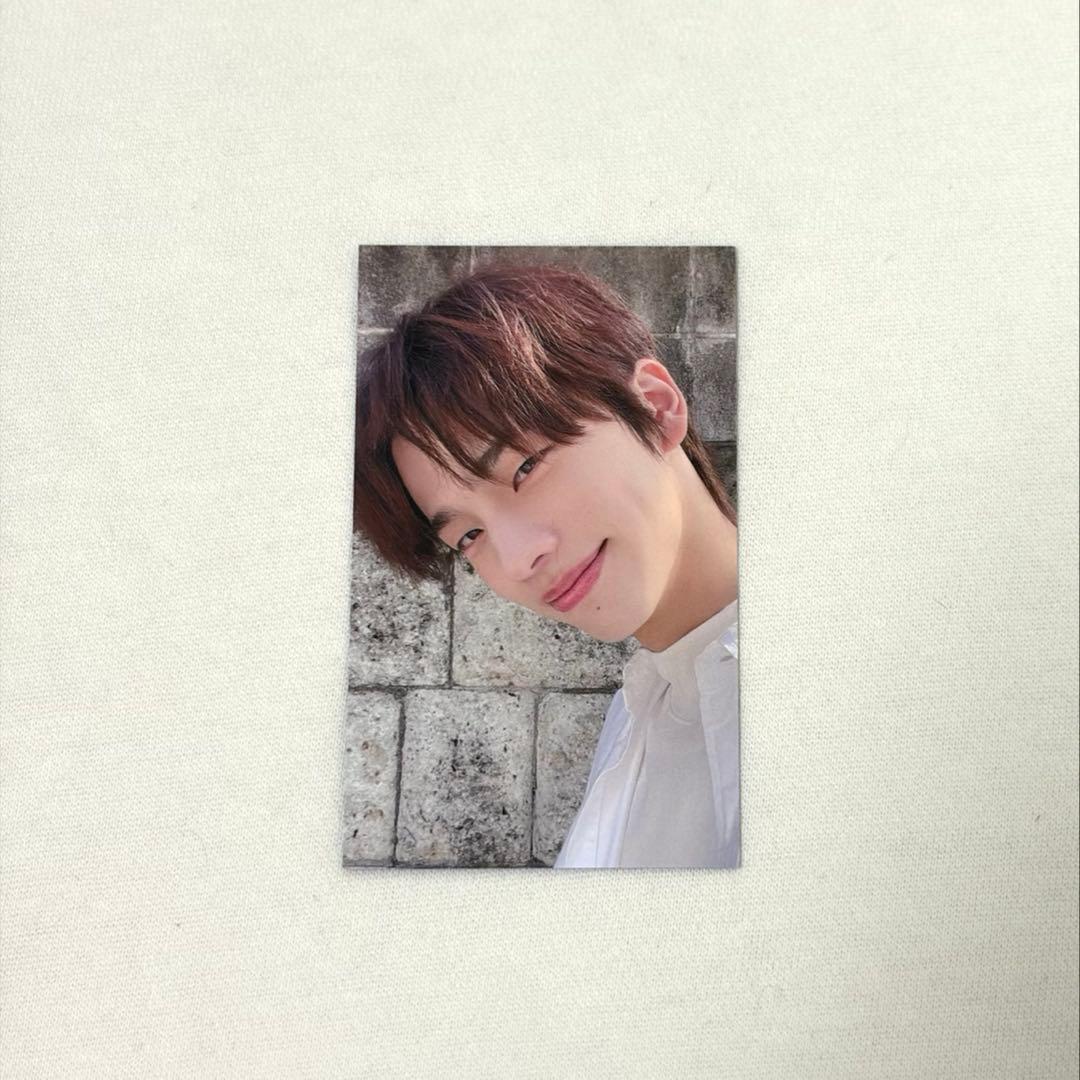 TWS シニュ Sparkling blue ユニバ 特典トレカ - メルカリ