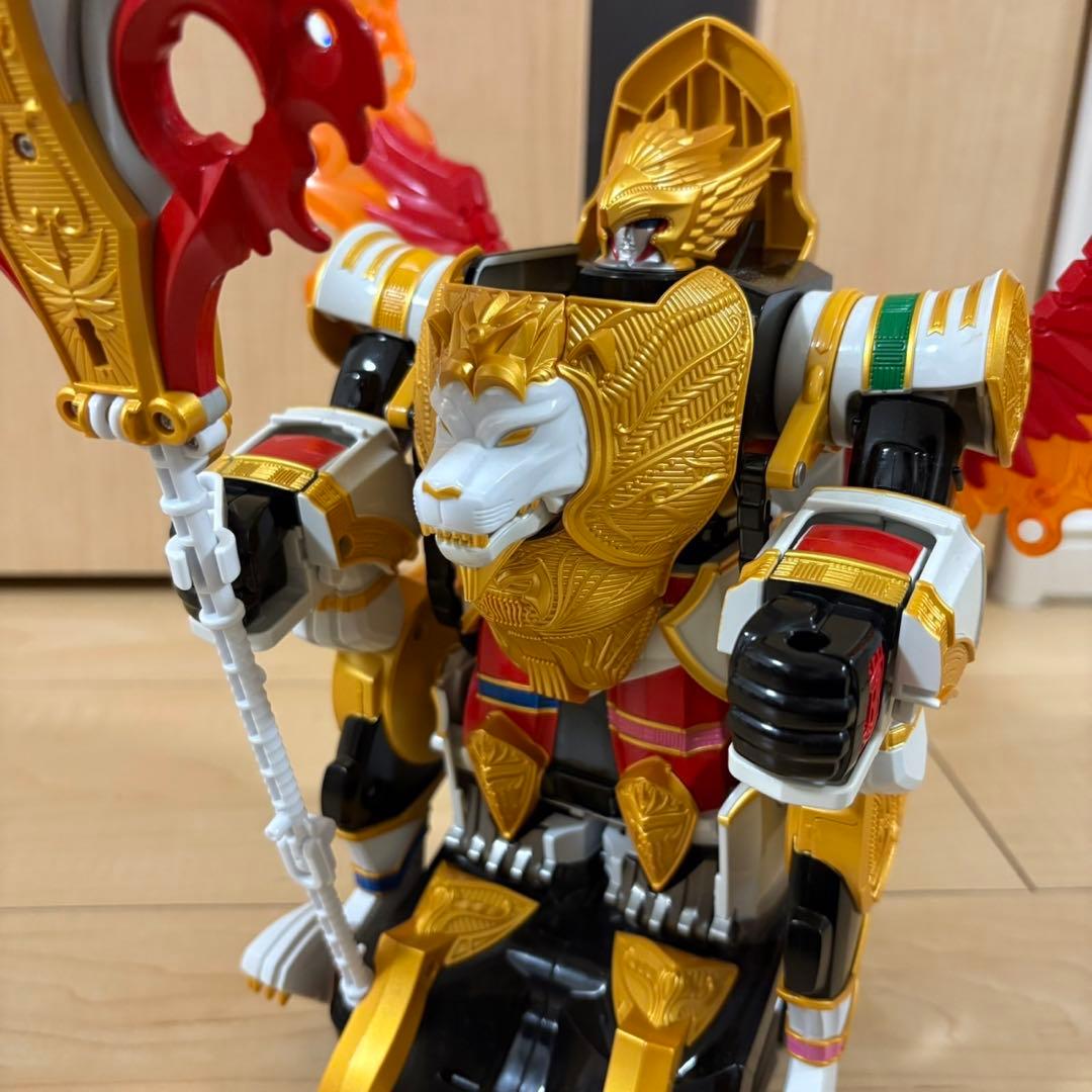 魔法戦隊マジレンジャー DX伝説合神 マジレジェンド - メルカリ