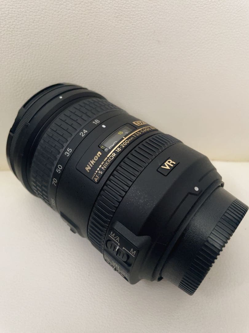 美品　Nikon AF-S 18-200mm f3.5-5.6 G II