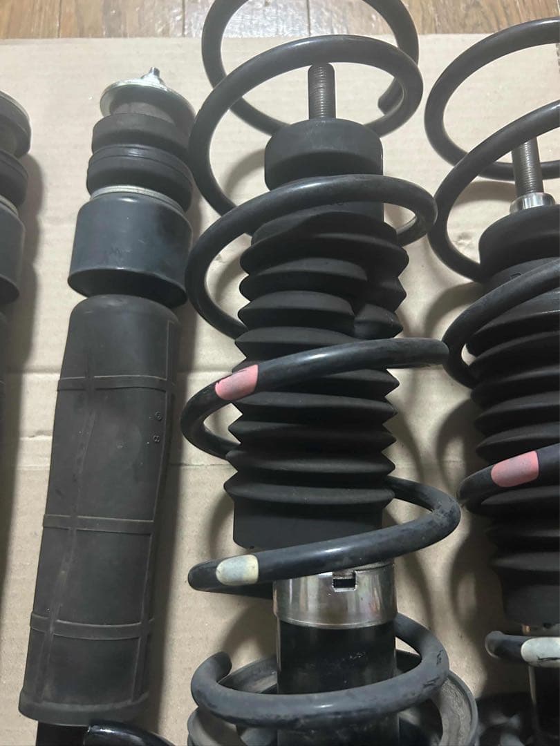 KYB サスペンション アルトワークス ha36sアルトワークス用 - メルカリ