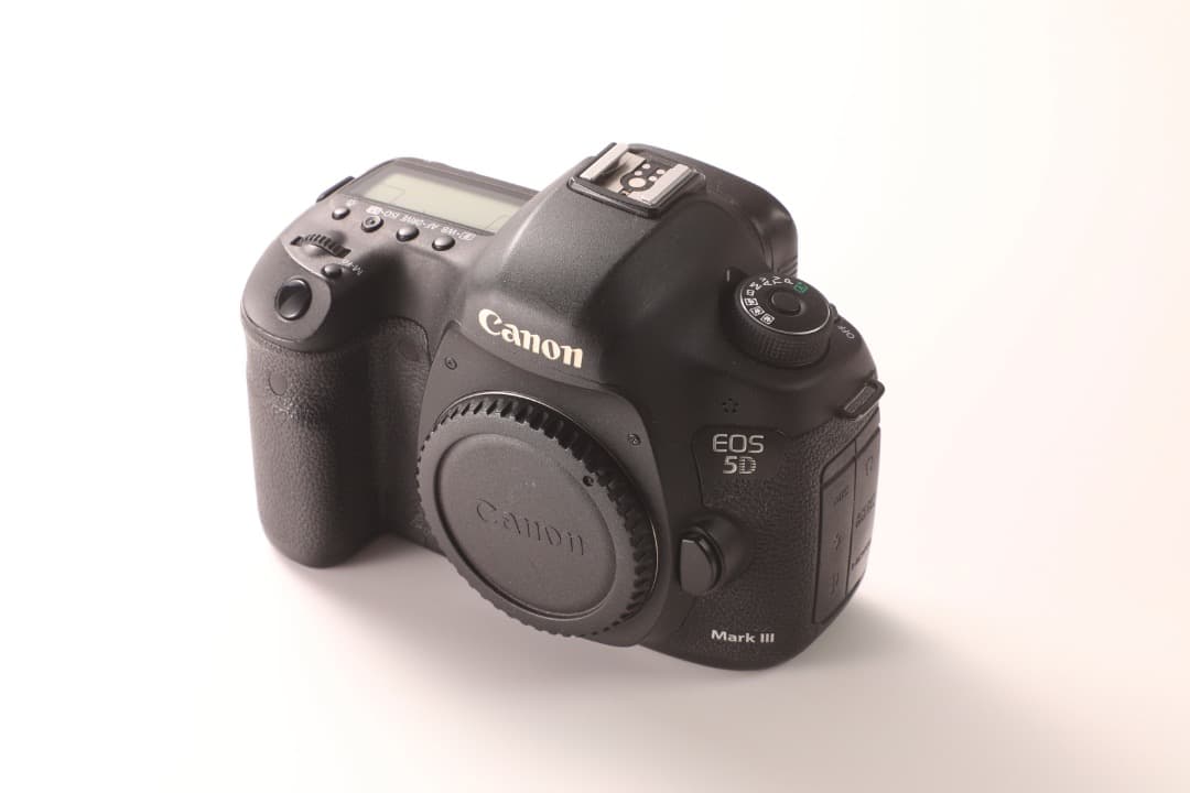 デジタルカメラ Canon EOS 5D Mark III Canon EOS 5D Mark III Review