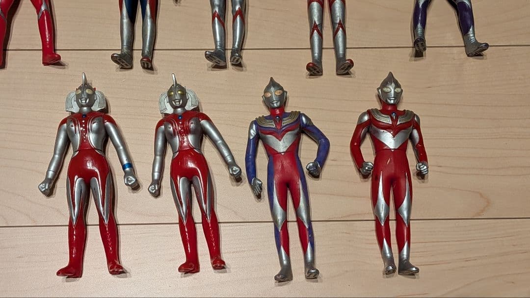 ウルトラマンソフビセット15体 - メルカリ