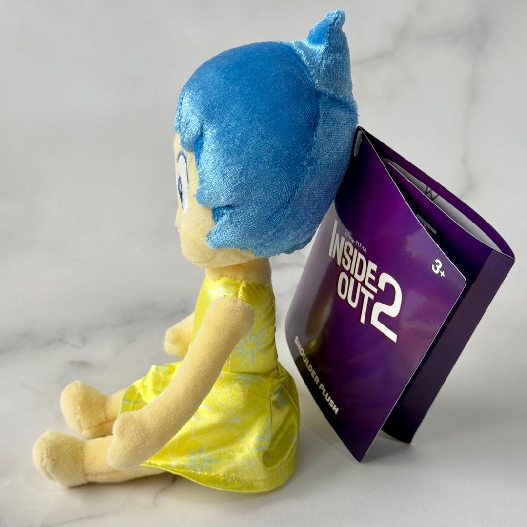 インサイドヘッド ヨロコビ ジョイ 肩のせ ぬいぐるみ 香港ディズニー