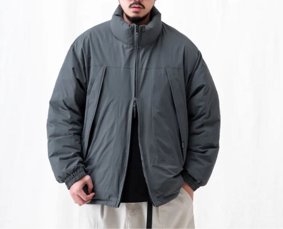 26年新作 PERSEVERE DOWN パーシビア リバーシブル ダウン 灰2 - メルカリ