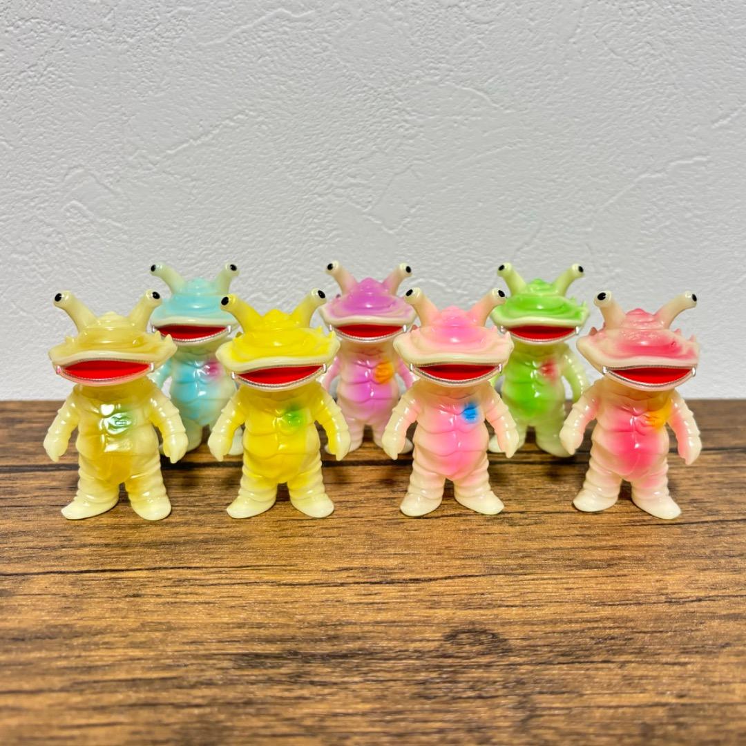 ブルマァク ちびカネゴン 3月15日(土)より販売開始】【ブルマァク】ちびカネゴン(蓄光イエロー