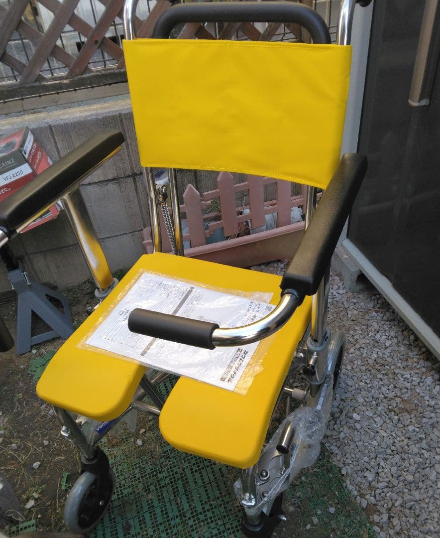 シャワー車椅子　カシムラサイクル　KS11　車椅子　期間限定値下げ カワムラサイクル KS11-PF/ST クリありシート シャワーキャリー