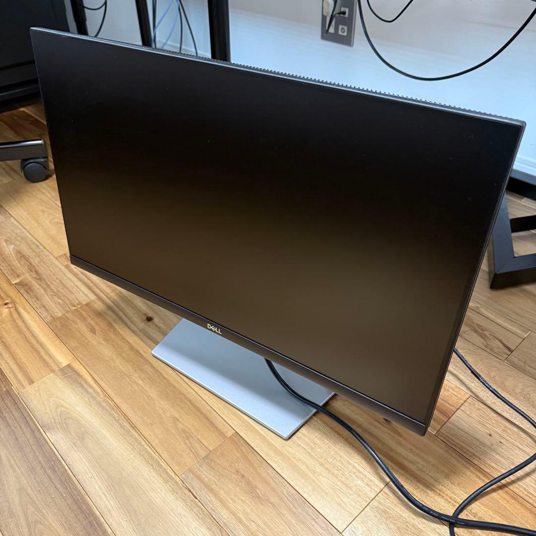 【新品同様 / 付属品完備】DELLタッチ対応 モニター Dellの折りたたみ式でタッチ対応の新型モニターが気になる