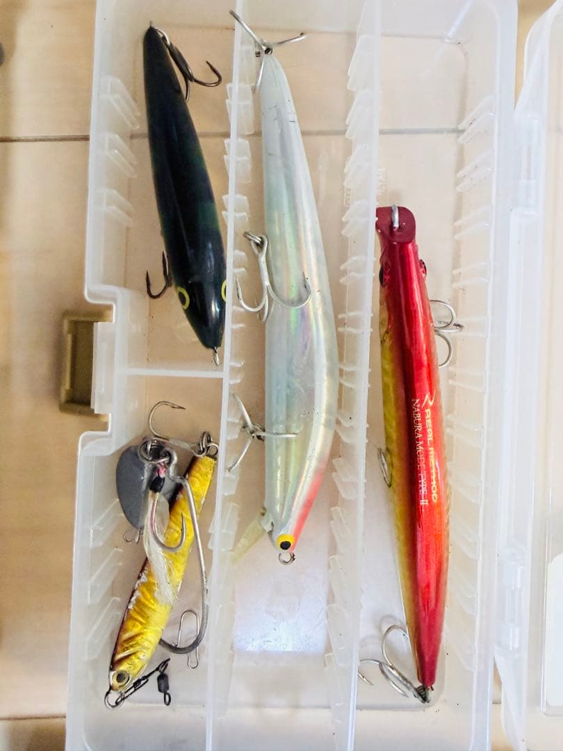 ルアー セット まとめ売り エギ メタルジグ ミノー ケース付き