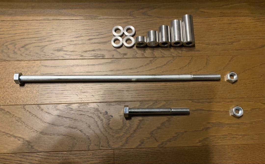 直吊りフレーム+リアハブ変換スペーサー+スパイクフレームキャップ