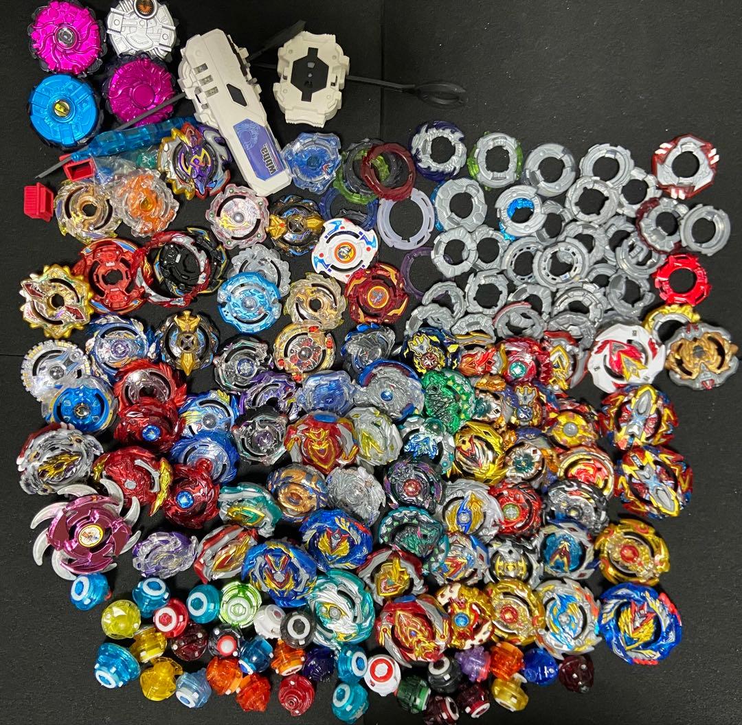 も*様 ベイブレードバースト ジャンク 引退品 まとめ売り も*様 ベイブレードバースト ジャンク 引退品 まとめ売り ベイブレード