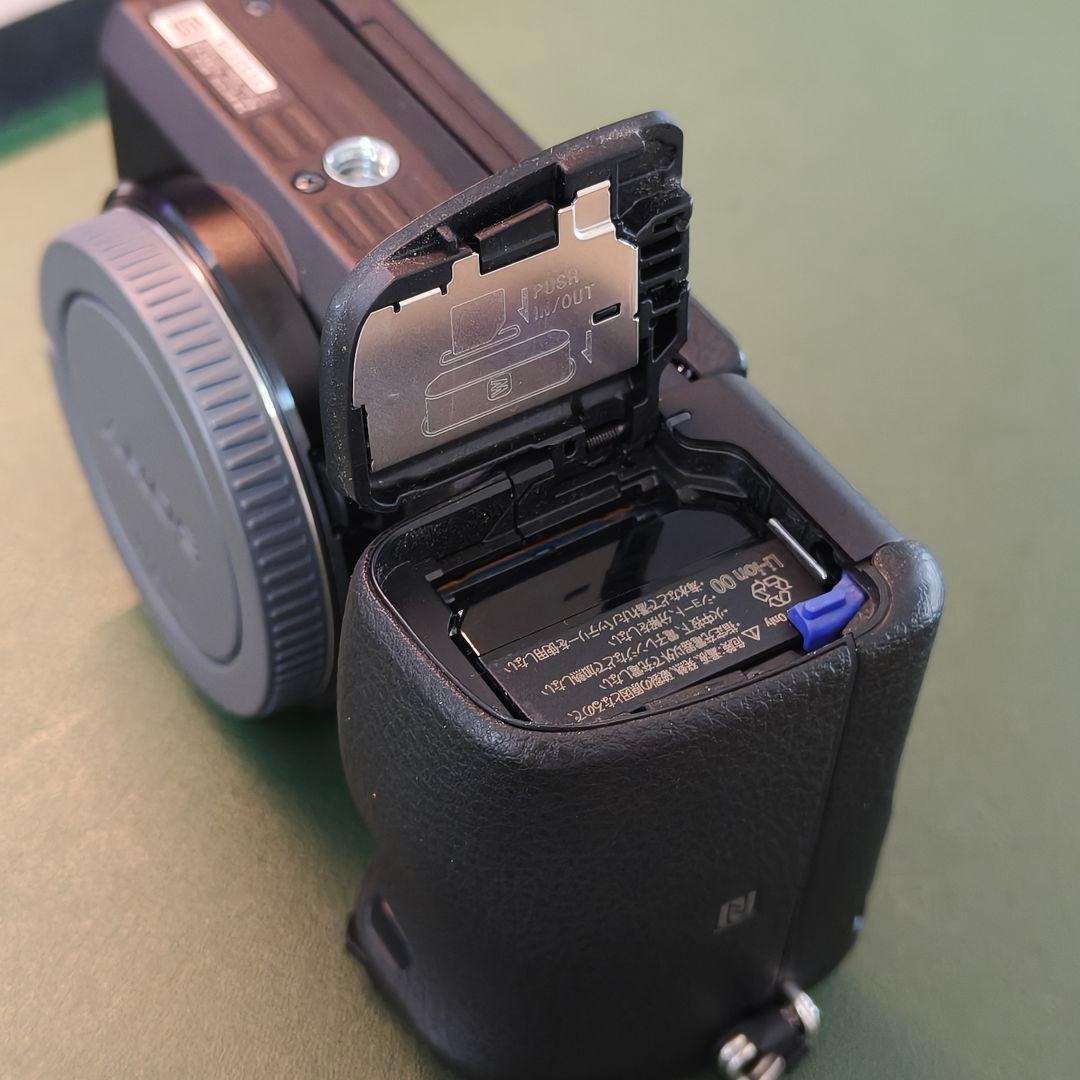 《美品》SONY α6400 ボディ本体 ソニー ミラーレス