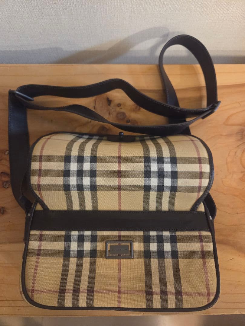 BURBERRY バーバリー ノバチェック ショルダーバッグ ※記名あり注意