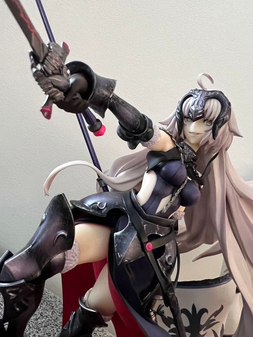 Fate/Grand Order アヴェンジャー/ジャンヌ・ダルク［オルタ］美品 FGO』アヴェンジャー／ジャンヌ・ダルク〔オルタ〕が第3再臨の姿で