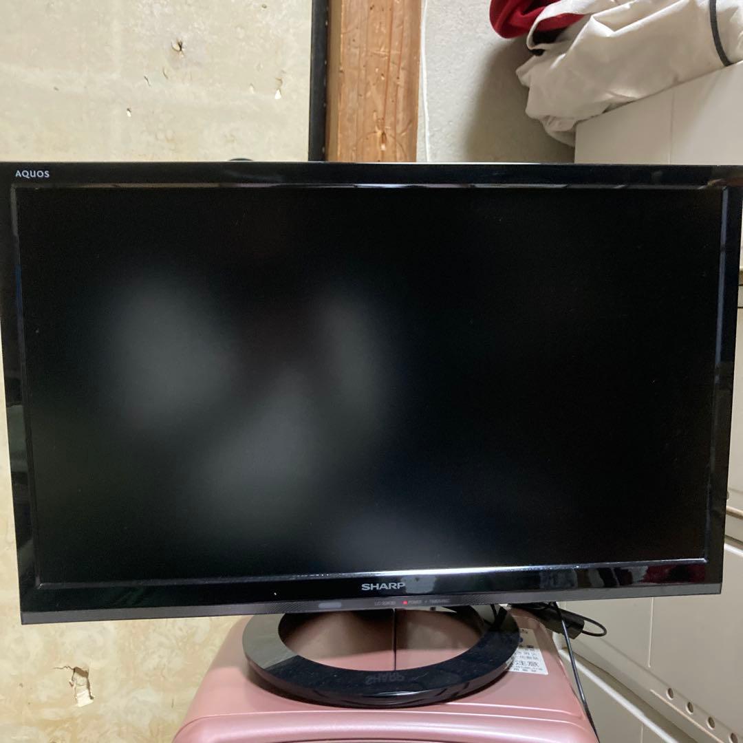 SHARP 液晶テレビ 22インチ本体 (アンテナ付属なのですぐご使用頂けます) Amazon | シャープ 22V型 AQUOS フルハイビジョン 液晶テレビ 外付HDD