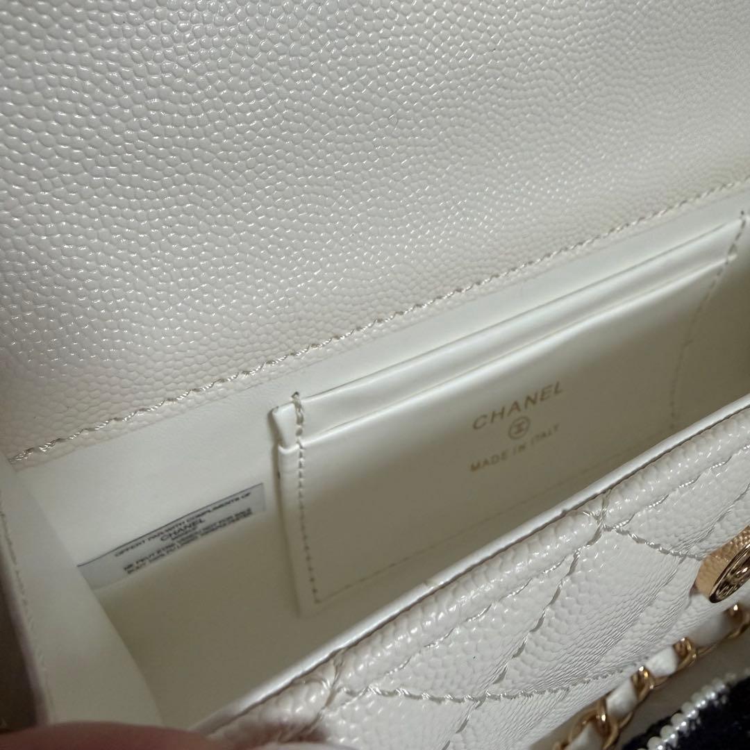 ら*ら様 CHANEL MAKE UPノベルティキルティングホワイトショルダー