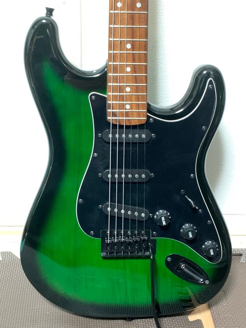 SELDER セルダー ストラトキャスター タイプ エレキギター 黒 緑 igb