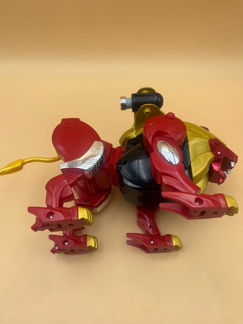 ガオレンジャー DXガオライオン 希少品 合体 ロボット 戦隊物