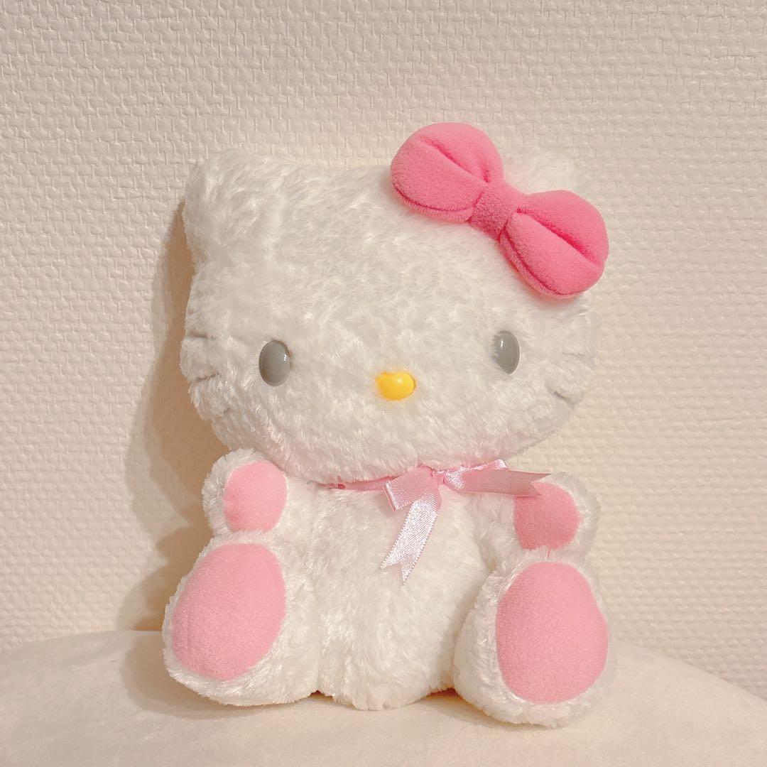 24時間以内発送】激レアレトロハローキティぬいぐるみ♡2004年 - メルカリ