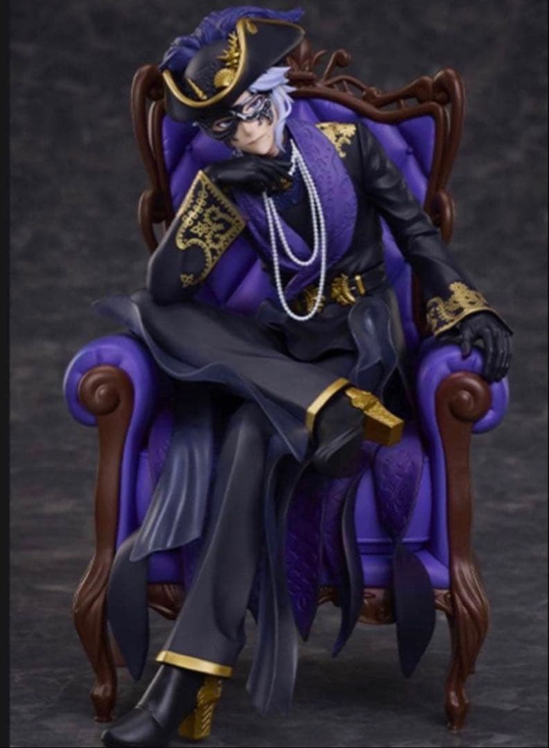 アズール・アーシェングロット グロリアスマスカレード衣装 フィギュア