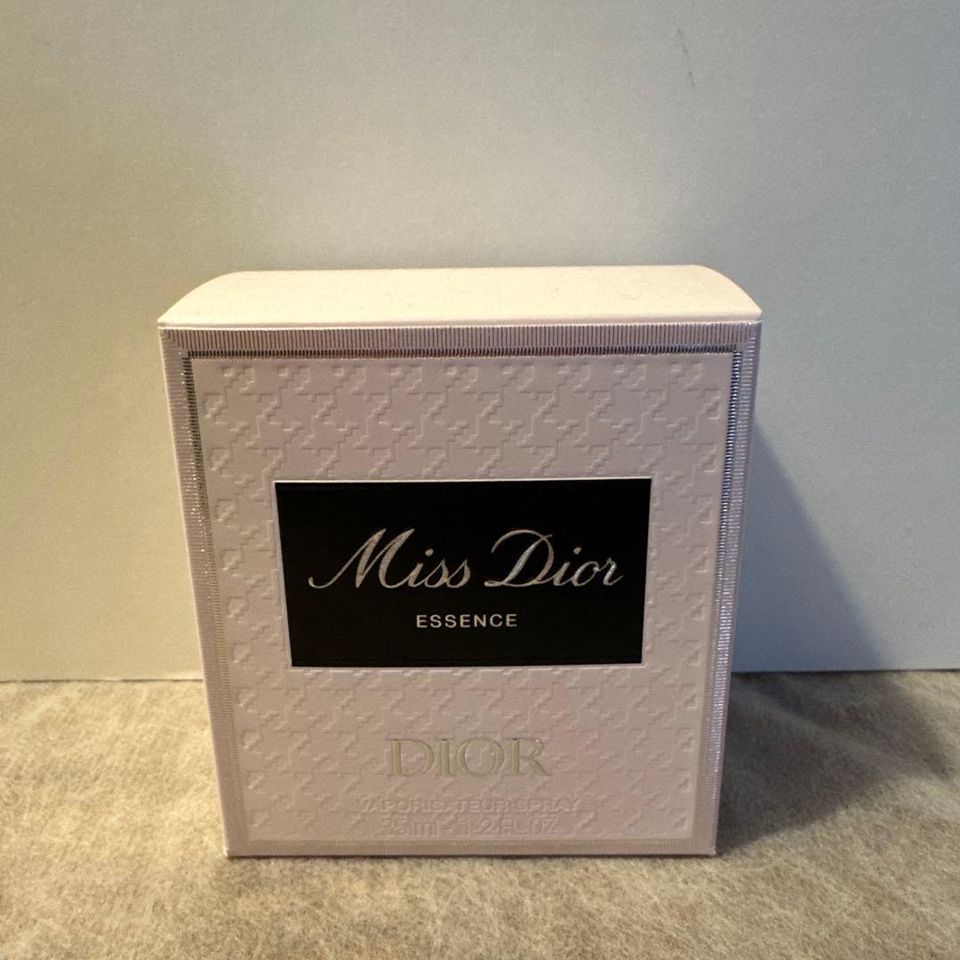 新品 Dior サンプル付きミスディオールエッセンスパルファン＆リボン付