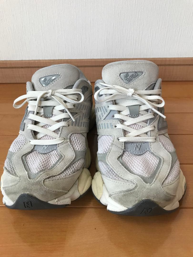 年始限定・大谷真美子夫人も愛用の一足！】NEWBALANCE 9060 - メルカリ