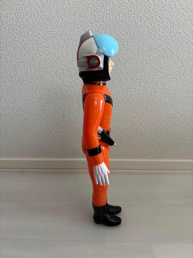 B-CLUB ブルマァク怪獣シリーズ ウルトラマン MAT隊員 新復刻版 ソフビ