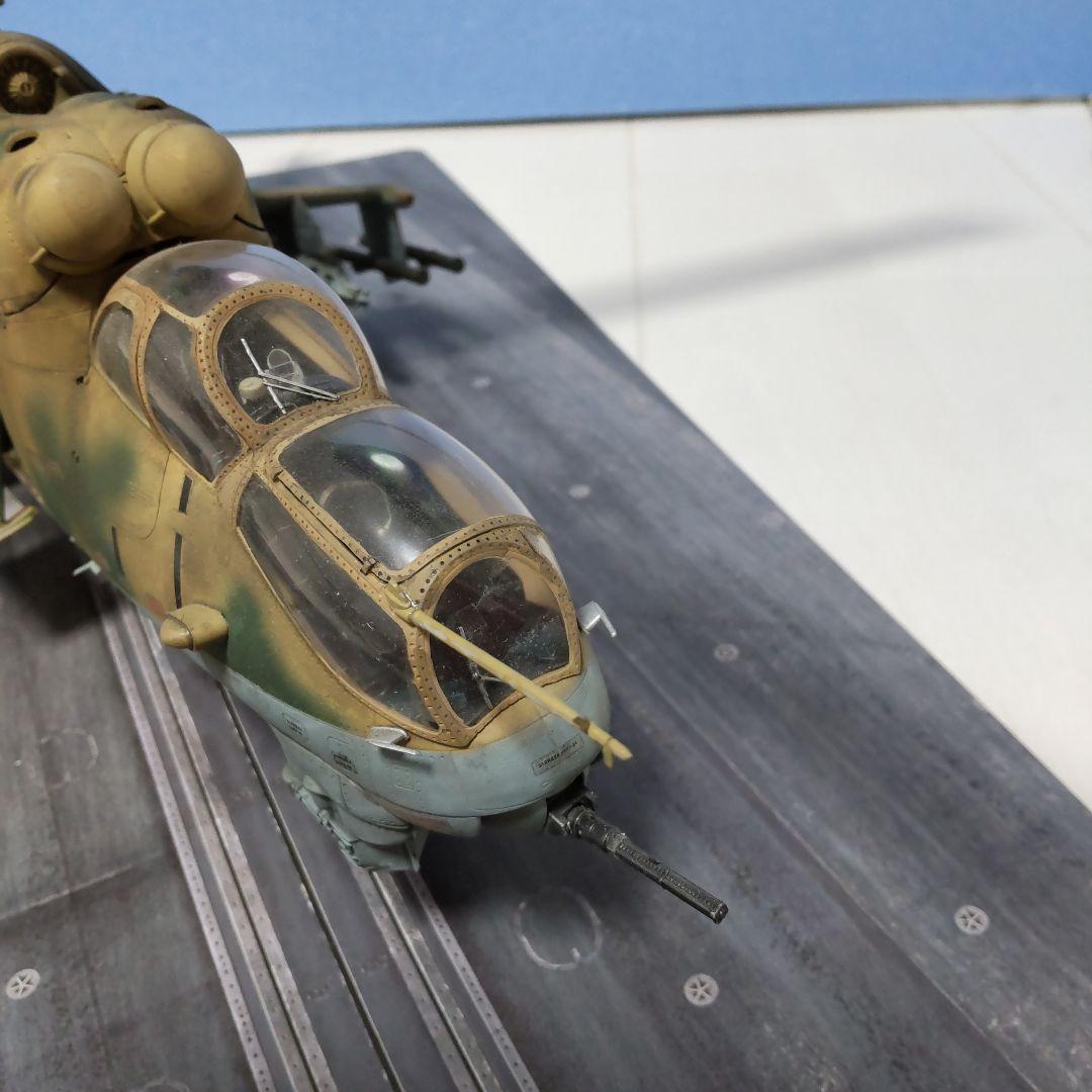 P*1様 トランペッター 1/35 ロシア軍 ミル Mi-24V ハインド 完成