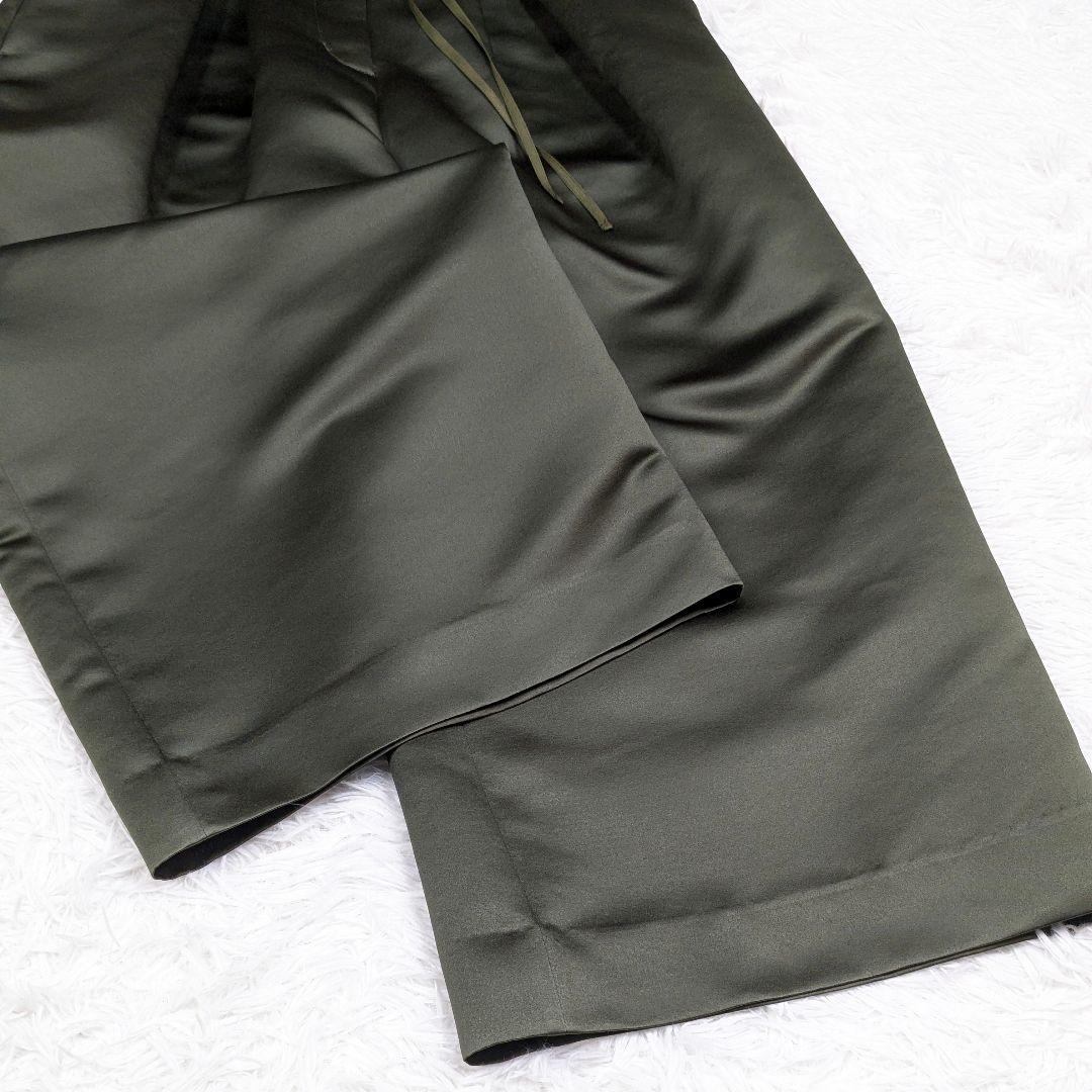 未使用 美品 2024SS Heve サテンフレアガウチョパンツ 36の通販はau
