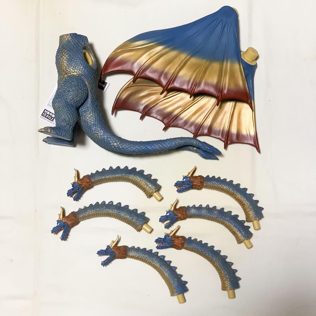 中古・開封済】怪獣番外地 キングギドラ（1964）三つ首セット - メルカリ