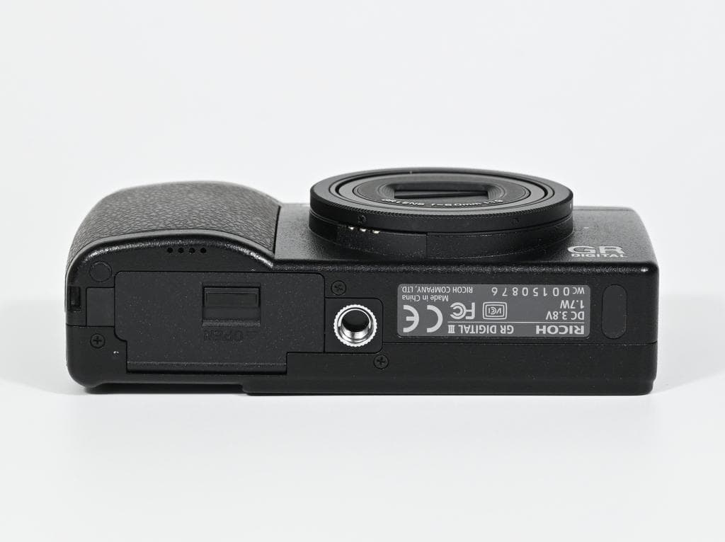 【超美品】 リコー　RICOH GR DIGITAL III《ショット数859》
