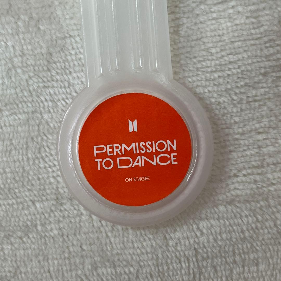 BTS公式 V うちわ - メルカリ