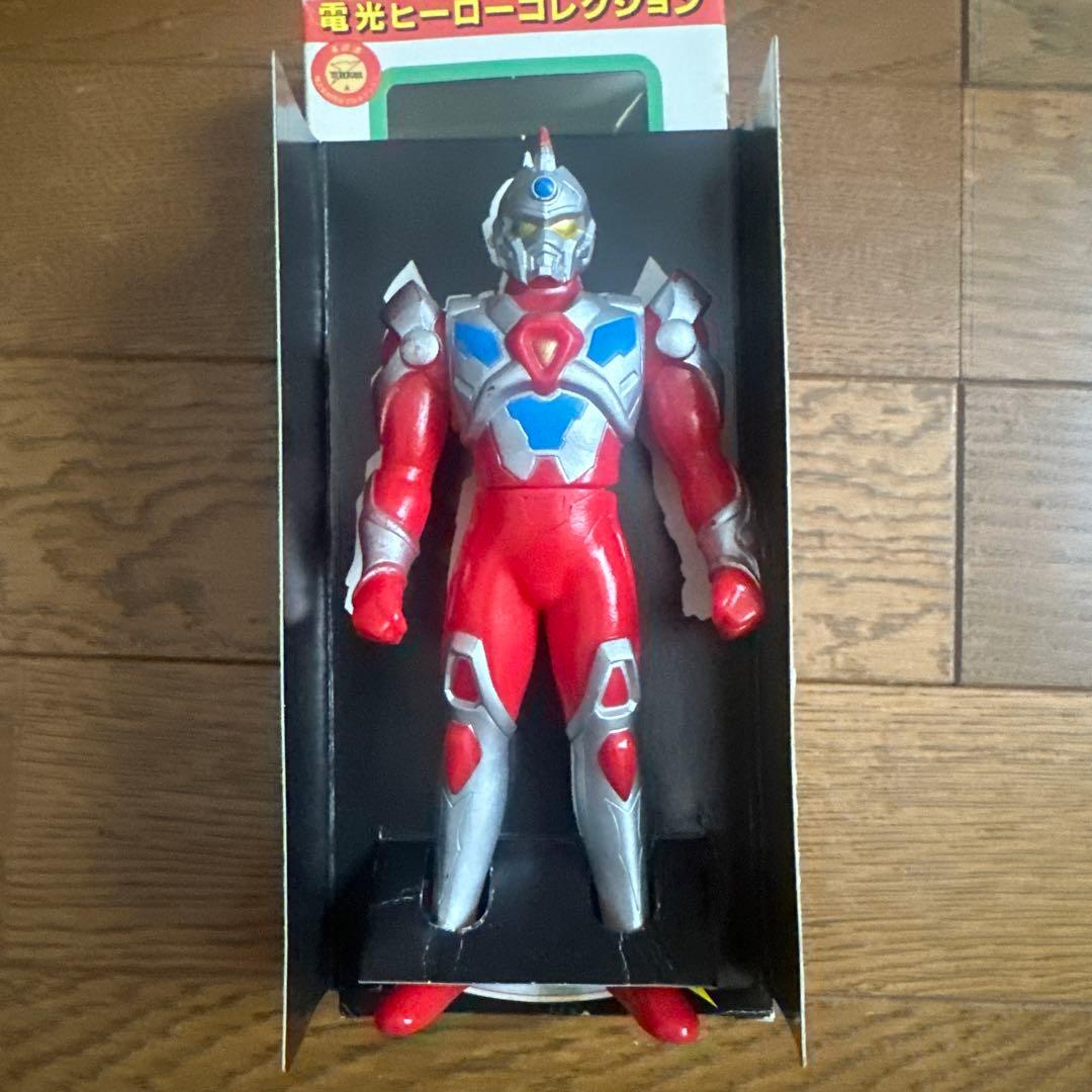 電光超人グリッドマン 電光ヒーローコレクション ソフビ - メルカリ
