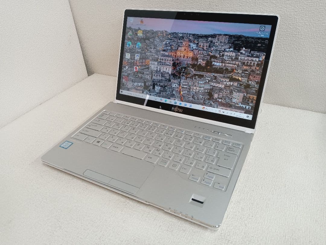 Λ LIFebook SH90/B1 ストレージ無 8GB 富士通 FMV LIFEBOOK SH90/B1 FMVS90B1W [アーバンホワイト] 価格比較