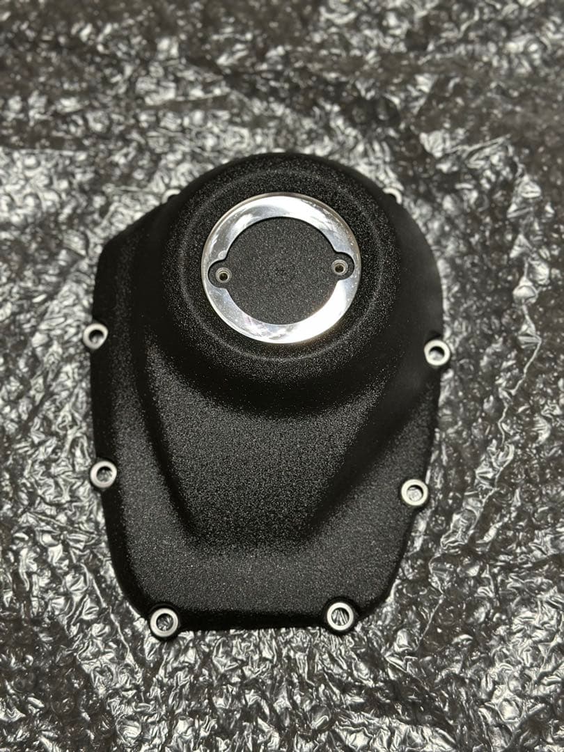 ハーレー　ソフテイル　M8 カムカバー　25700368 FLHX1750 エンジンカバー 25700368 ハーレー 純正 中古 バイク 部品