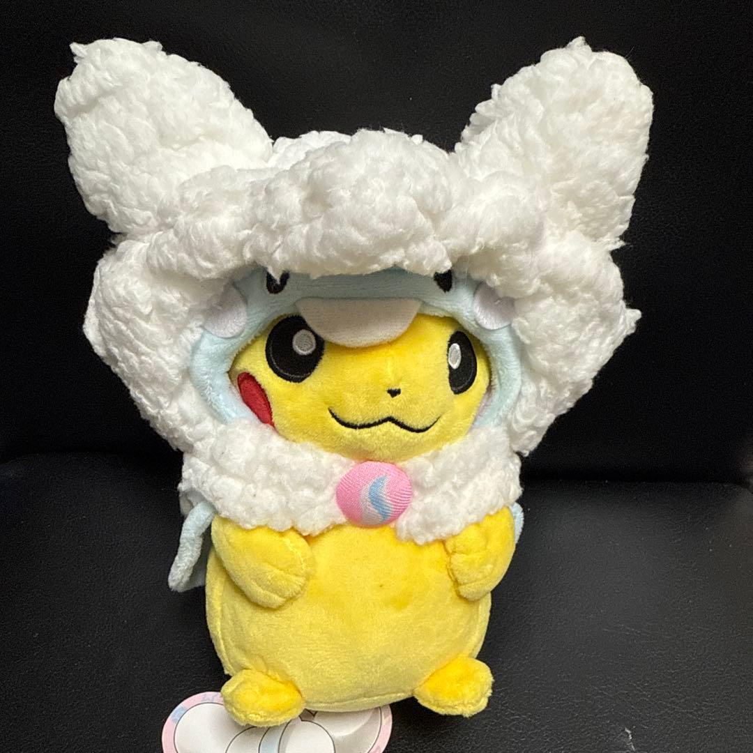メガチルタリスのポンチョを着たピカチュウ ぬいぐるみ - メルカリ