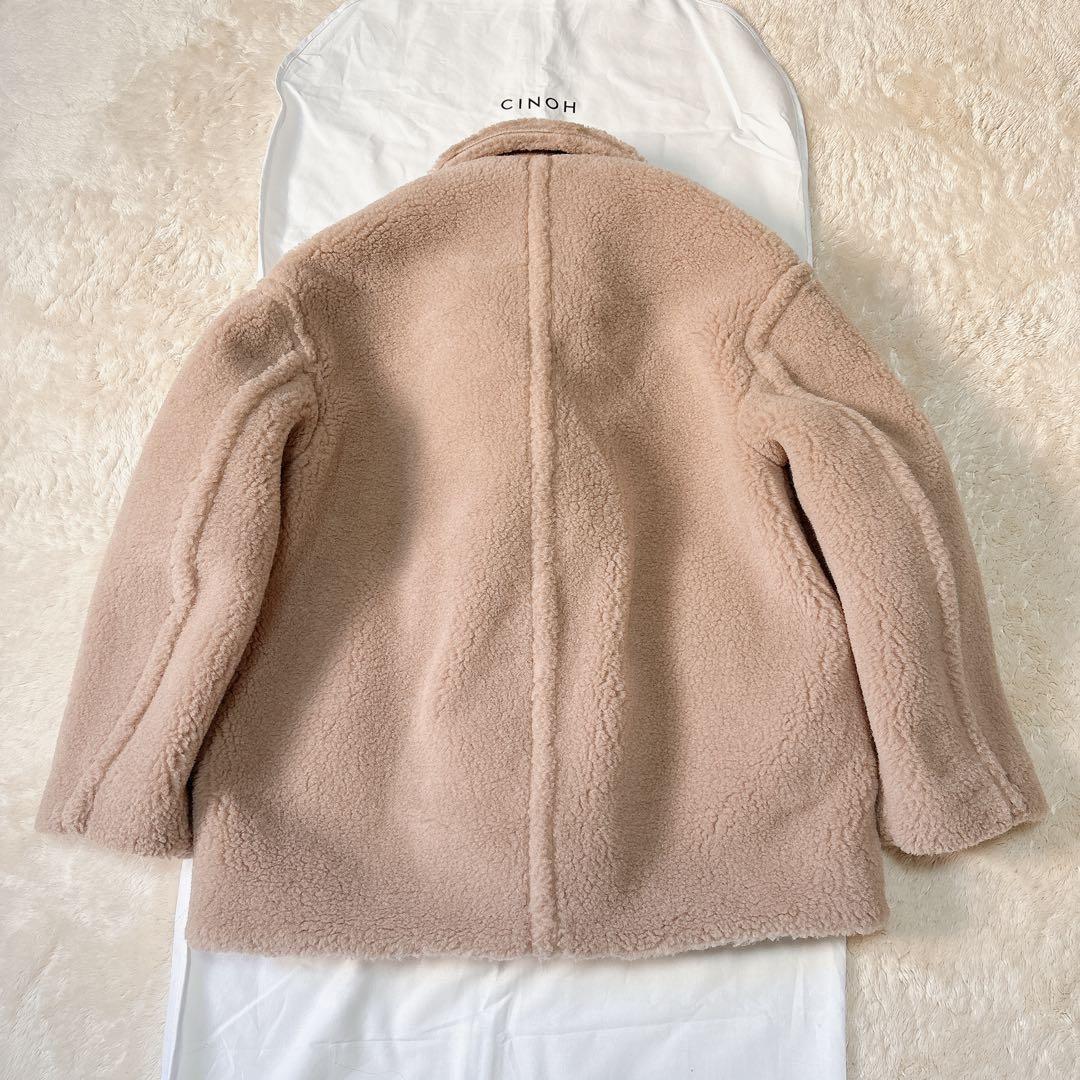 未使用に近い CINOH 2024AW ボア ミドルコート ベージュ 36 - メルカリ