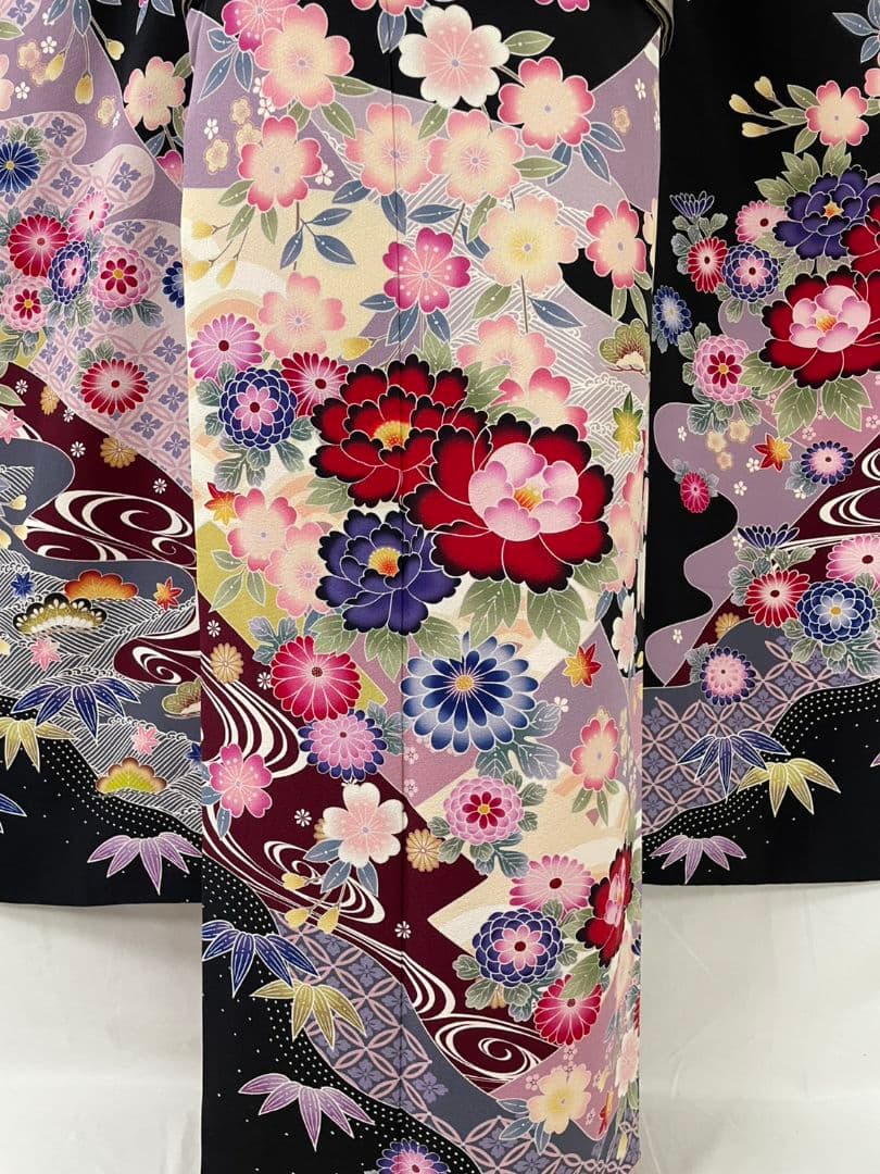 WA-Modern】正絹 京紅型 黒地 振袖7点フルセット - メルカリ