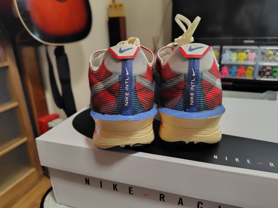 NIKE ヴェイパーフライ4 27.5cm