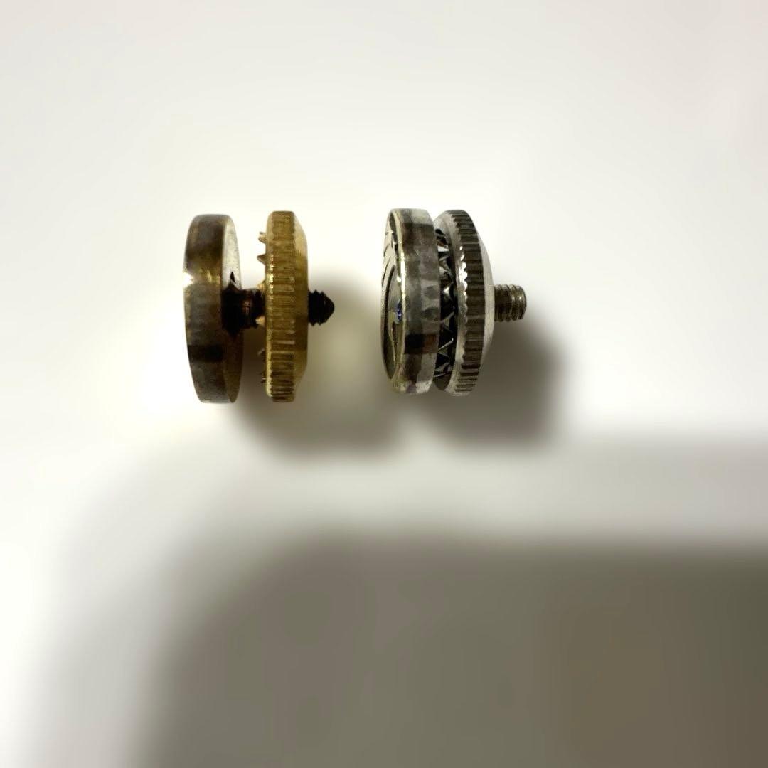 希少レア】JAL 日本航空 社章 バッジ 2個セット - メルカリ