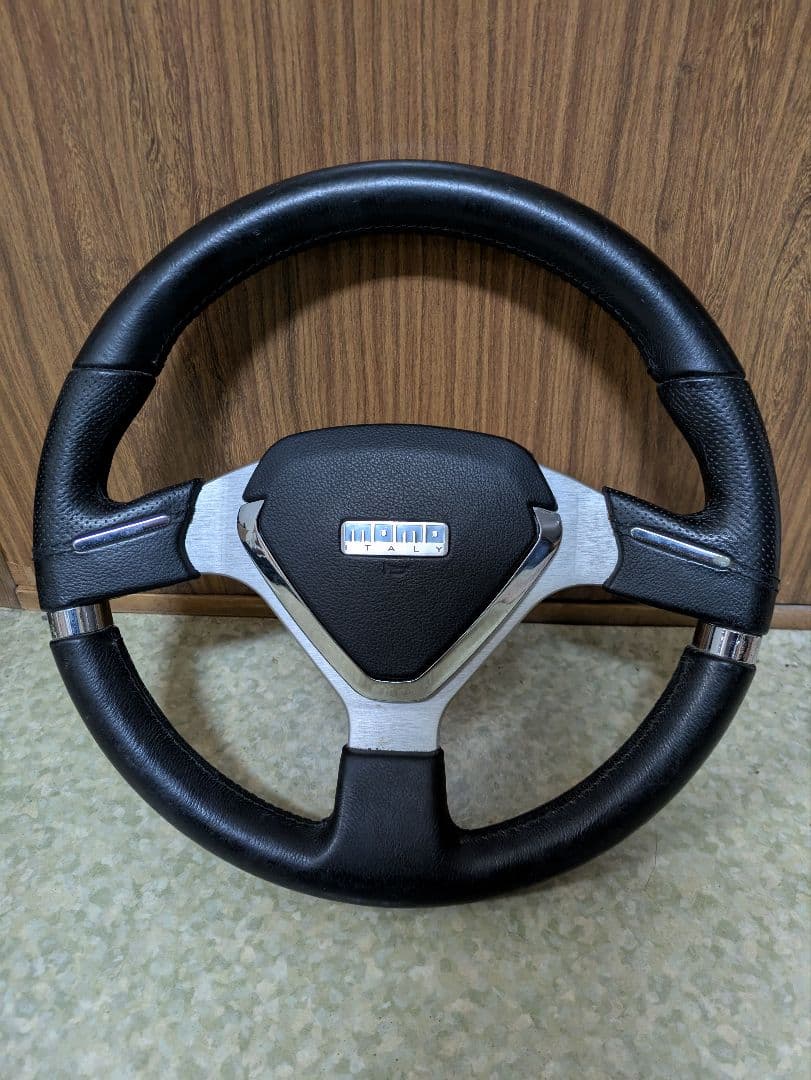 MOMOミレニアムエボ - メルカリ