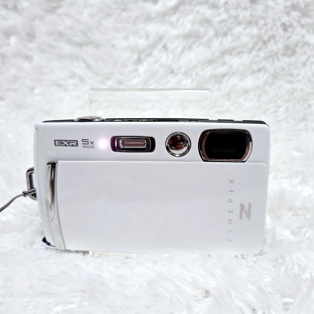 美品 動作確認済 白 FUJIFILM FinePix Z1000EXR 充電器