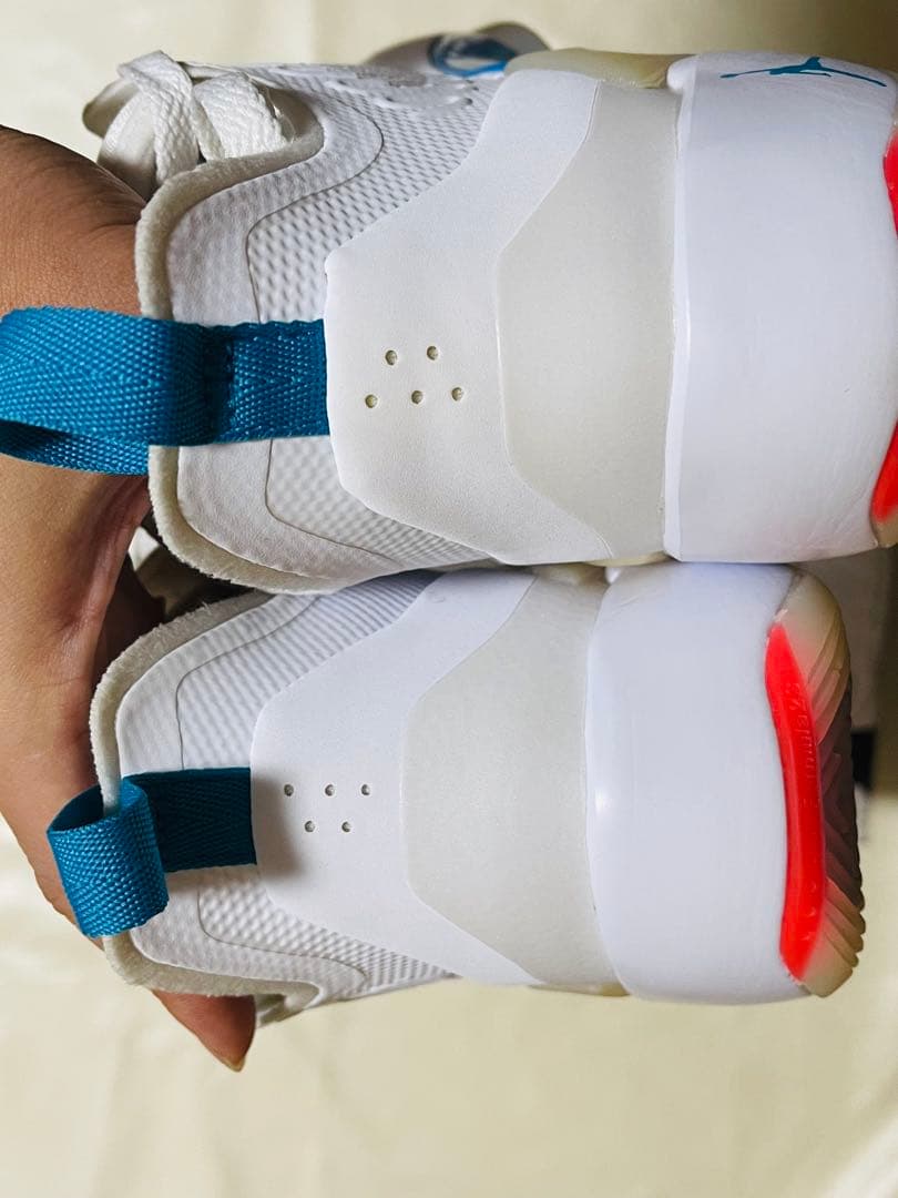 新品ナイキ ジョーダン ルカ 1 PF ホワイト/ネオ ターコイズ 26.5cm