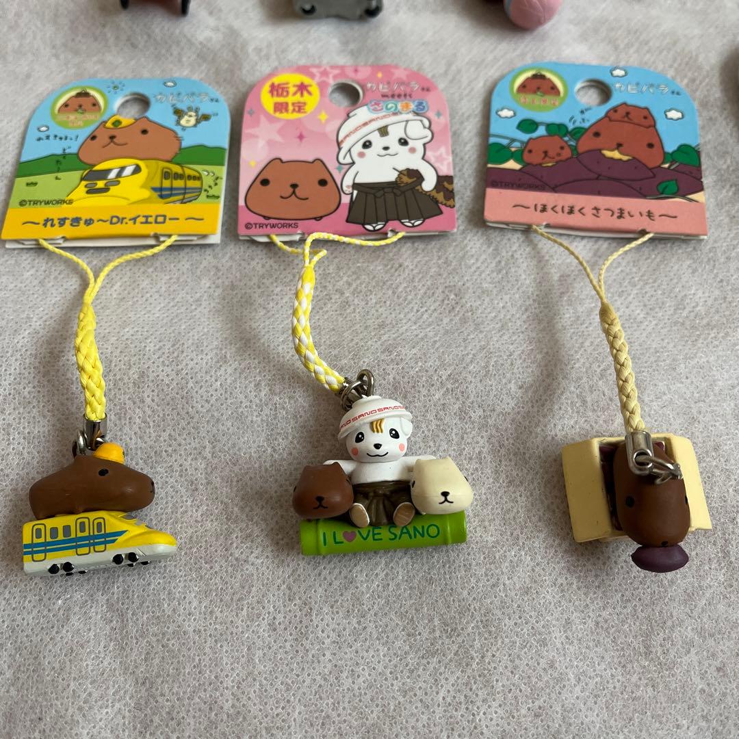 ご当地カピバラさんキーホルダー - メルカリ