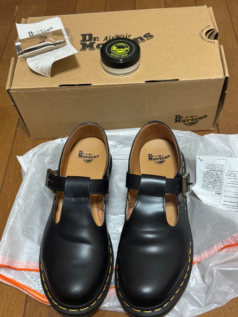 Dr. Martens メリージェーン　シューズ　クリーム付き　25.0cm PIRELLI ピレリ DIABLO SUPERCORSA SP V3【180/60 ZR 17 M/C (75W) TL