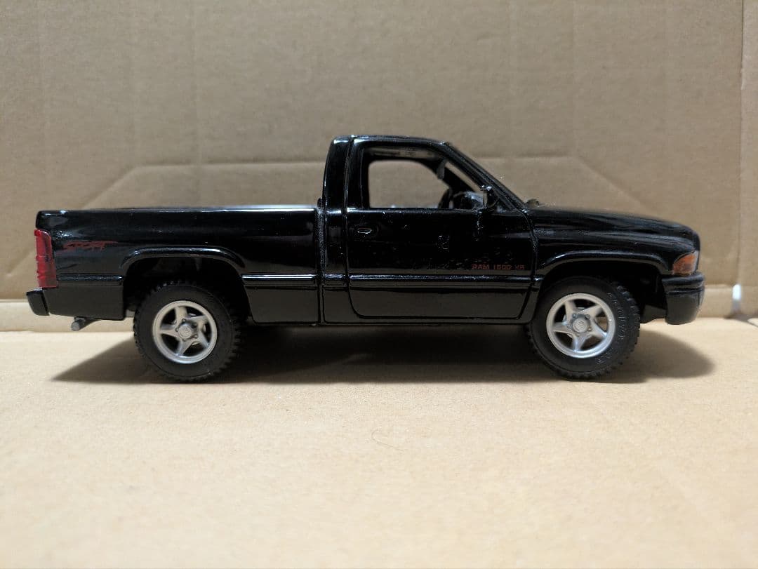 ダッジ・ラム 1/26 マイスト Dodge Ram ブラック 黒