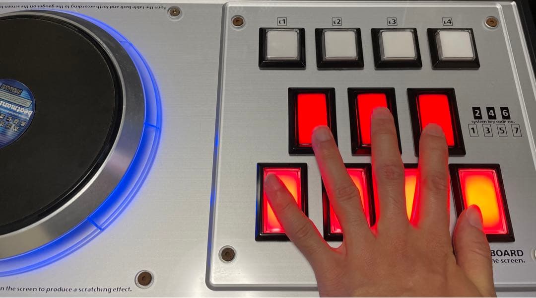 beatmania IIDX専用コントローラ プレミアムモデル 三和ボタン換装品