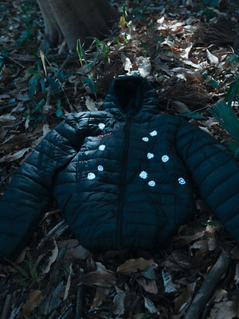 きょーすけ様　花刺繍入りのパテッドジャケット(フード付き) ⭐︎様 花刺繍入りのパテッドジャケット(フード付き) きょーすけ様 花