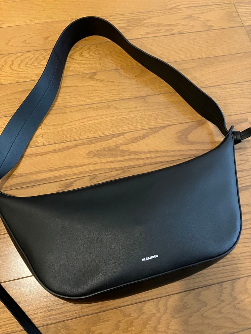 専用Jil Sander Knot knotレザーショルダーバッグ ブラック - メルカリ