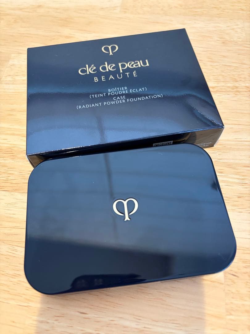 clé de peau パウダーファンデーション　オークル01 タンプードルエクラII / クレ・ド・ポー ボーテ(パウダー