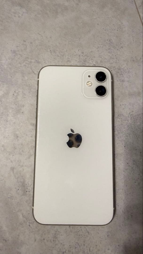 Apple iPhone 11 ホワイト　バッテリー８０% バッテリー80%】訳あり iphone11 ホワイト 64GB simフリー